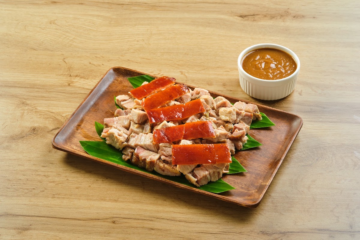 Lydia's Lechon BF Homes